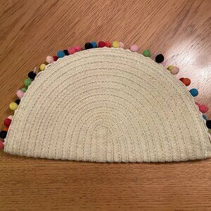 SHERALEAH Straw Pom Pom Clutch